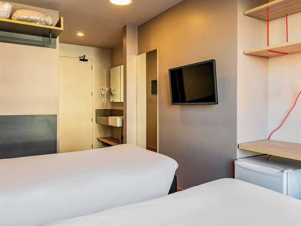 Hotel Ibis Styles Porto Alegre Moinhos De Vento Zimmer foto
